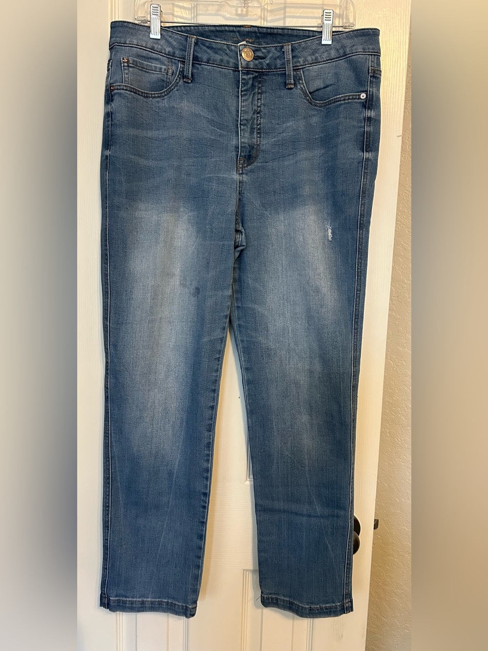 Seven7 Women's Straight Leg Jeans - Faded Blue